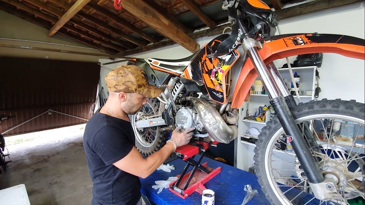 KTM 300 EXC (GS) Réparation réglages et test sur route Ep1 !!!