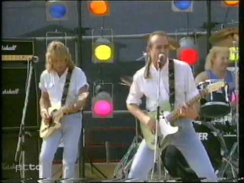 Going Live! | Status Quo kick off 'Rock Til You Dr...