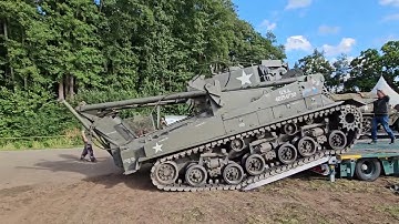 M74 Arv drives of a trailer @  Keep Them Rolling event at Sint Isodorushoeve (The Netherlands) 2025.