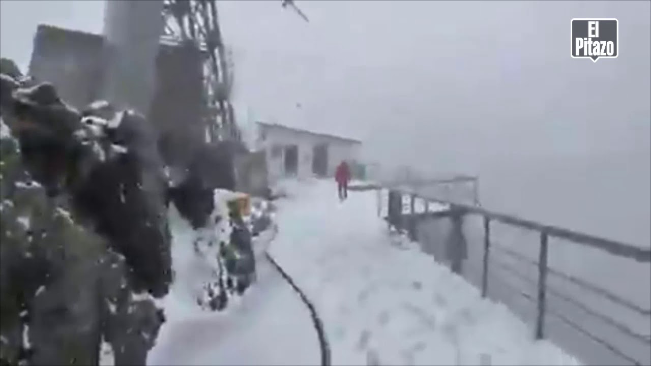 Pico Espejo amanece cubierto de nieve - YouTube