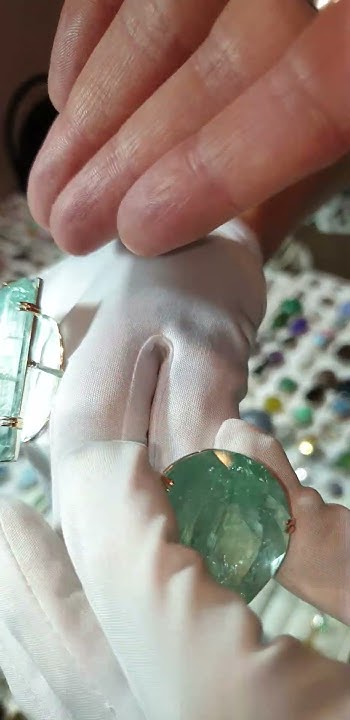 Работы мастеров с ювелирной выставки "Самоцветы на Кузнецком ...