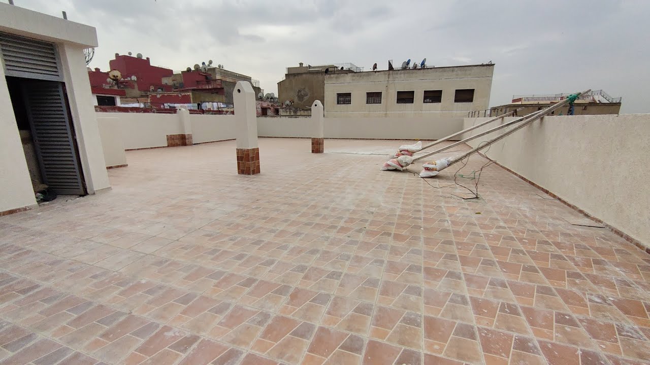 أصحاب الدار البيضاء عين الشق حي الأسرة حي الإذاعة هانا جيت ليكم عاود ثاني ودخل تفرج  0606055310