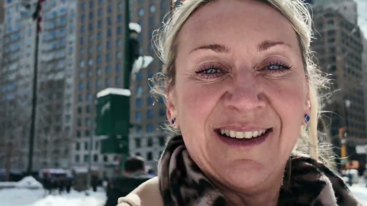 Central Park in the Snow ❄️ | Fifth Ave, FAO Schwarz & St. Patrick’s Cathedral