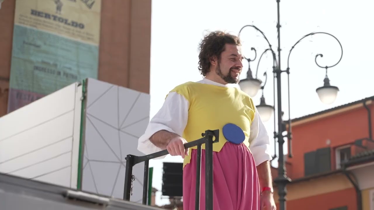 Carnevale Persiceto 2024 - Società Bròt & Catîv: Il c+--o dei carri  7° Classificato