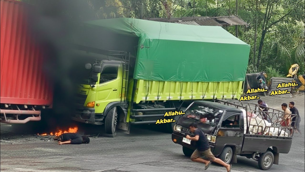 SITINJAU LAUIK BERDUKA !!! TEPAT DI DEPAN PKJR, Hal Tak Diinginkan Warga Terjadi Di Tikungan Keramat