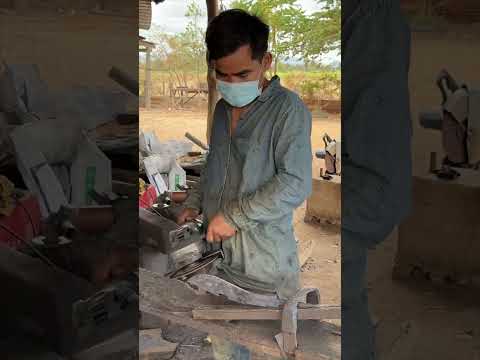 HOW TO MAKE KUKRI KNFIE FROM SPROCKET.