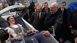 Лукашенко: Молодец! Жива, здорова! Не первый раз вижу такое испытание!