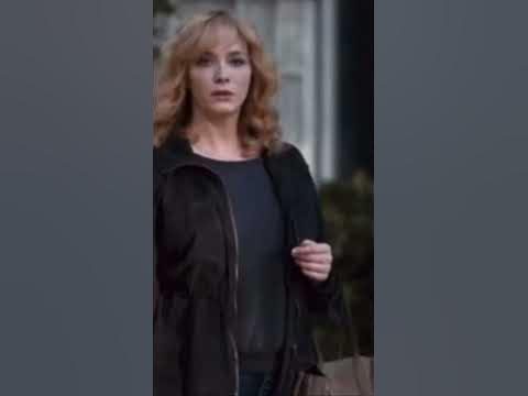 Get in the car Elizabeth Good girls - YouTube