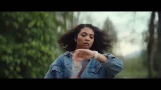 Details Weird but funny Apple Watch ad in the style of a short thriller 😂 Guide