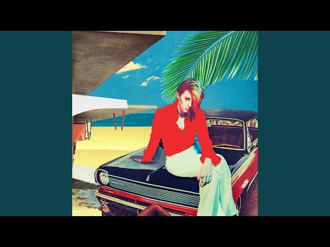 Uptight Downtown - La Roux