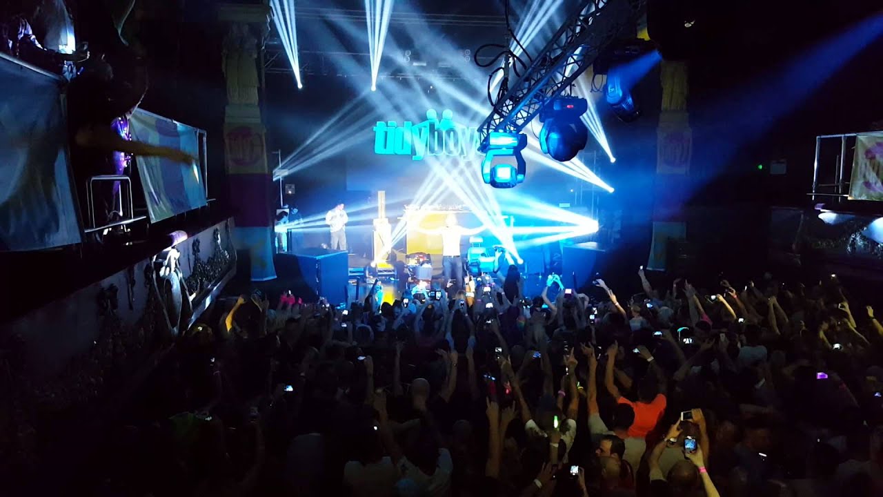 Tidys boys final entrance. Tidy 20