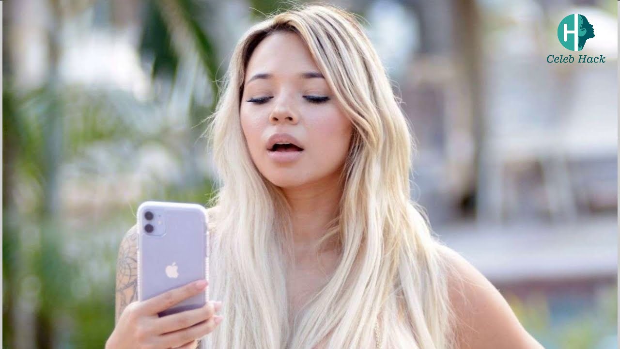 Bella Bunnie Amor in Black Bikini on the Poolside in Miami - YouTube