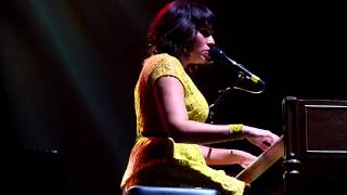 Norah Jones &quot;Out On The Road&quot; @ Olympia (Paris)