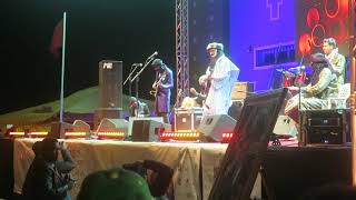 Tinunzar Al Festival Des Nomades. Actuació De Alhousseini Anivolla.