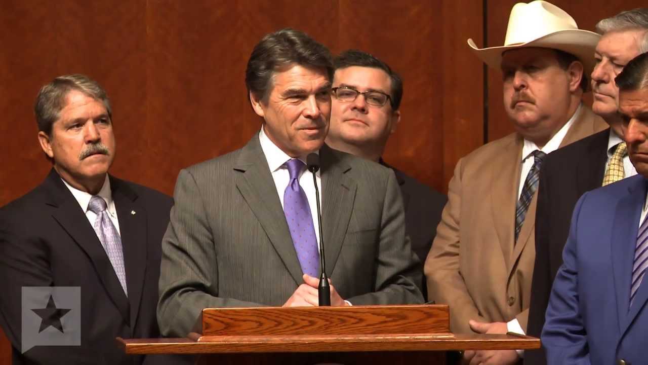 Gov. Rick Perry Signs Abortion Bill into Law