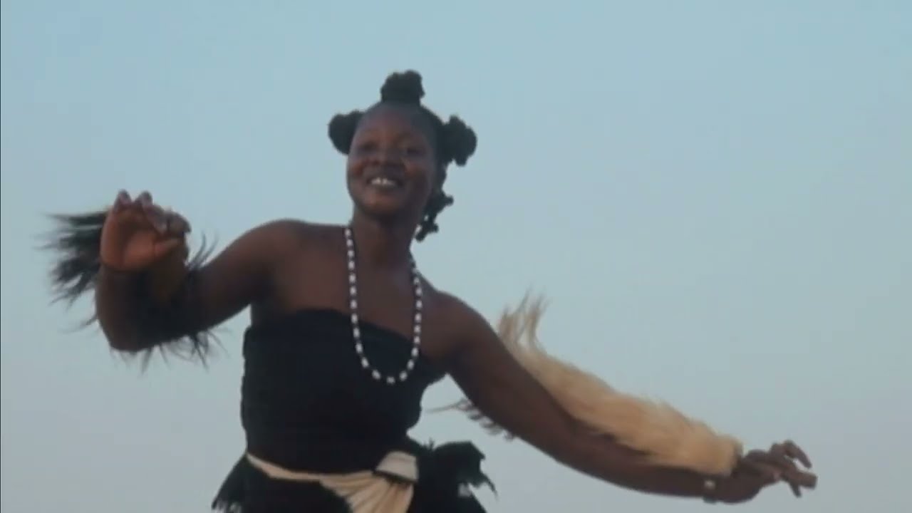 Mdoon man Ichan I ngo by Philip Terhile unger Track 2