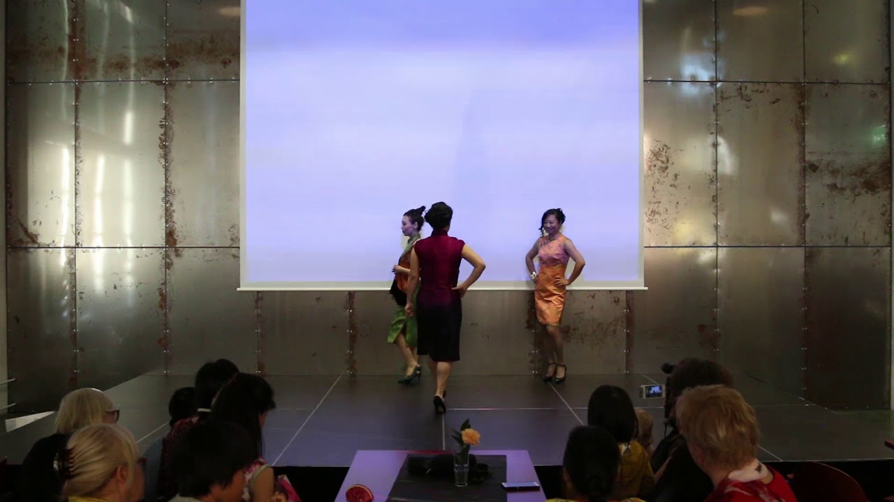 QiPao muotishow Fabriikin kuujuhlassa 2017