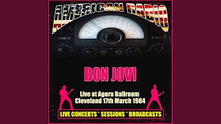 Смотреть клип Runaway (Live)