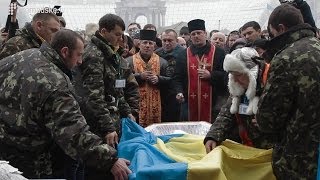 Майдан попрощався із героєм «Небесної сотні» Артемом Мазуром