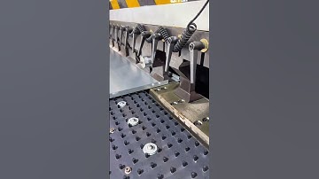 The sheet is positioned at one time to complete the multilateral bending #machine #bending #factory