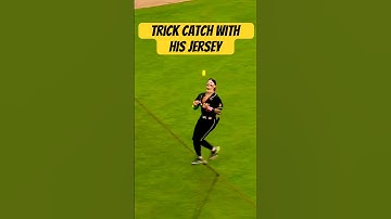 Noah Fisher is a tricky outfielder #baseball #tricks #savannahbananas #dudeperfect #sports #shorts