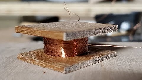 Diddley Bow with Homemade Pickup