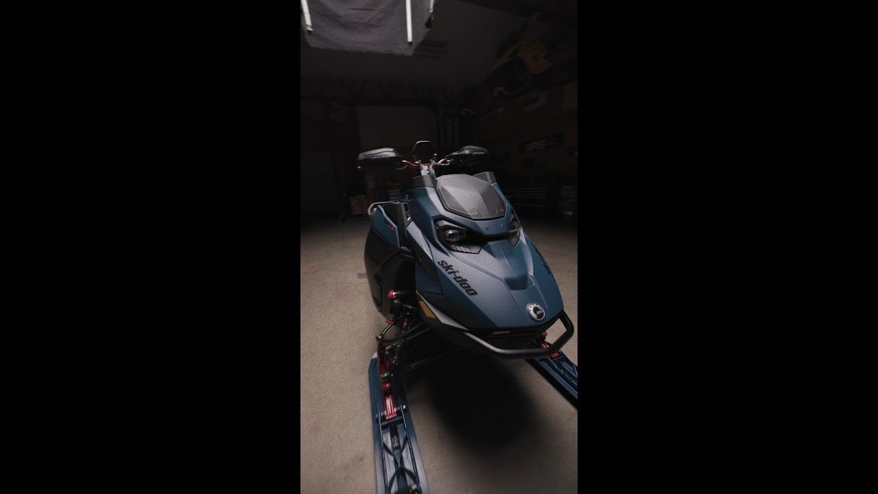 Up close with 2025 Ski-Doo Summit X