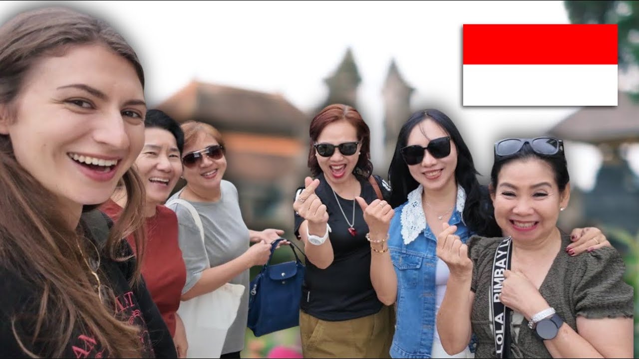 I Didn’t Expect INDONESIA to Be Like This 🇮🇩| I visited TEMPLE and met amazing LADIES from JAKARTA