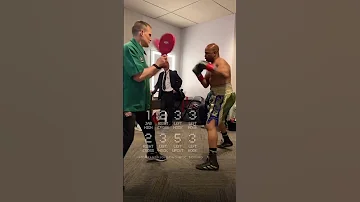 Try This RAPID 8 Punch Combo By Roy Jones Jr 
