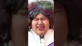 Rahasia Gaya Unik Jirayut  Dari Daster Ibu Hingga Celana Dalam Hello Kitty!