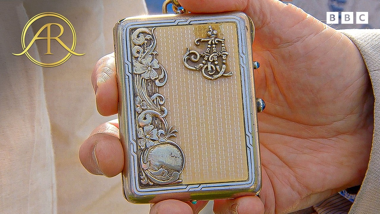 faberge cigarette case antique roadshow Fabergé Vanity Case With Imperial Crown Found in Pawn Shop Worth Thousands