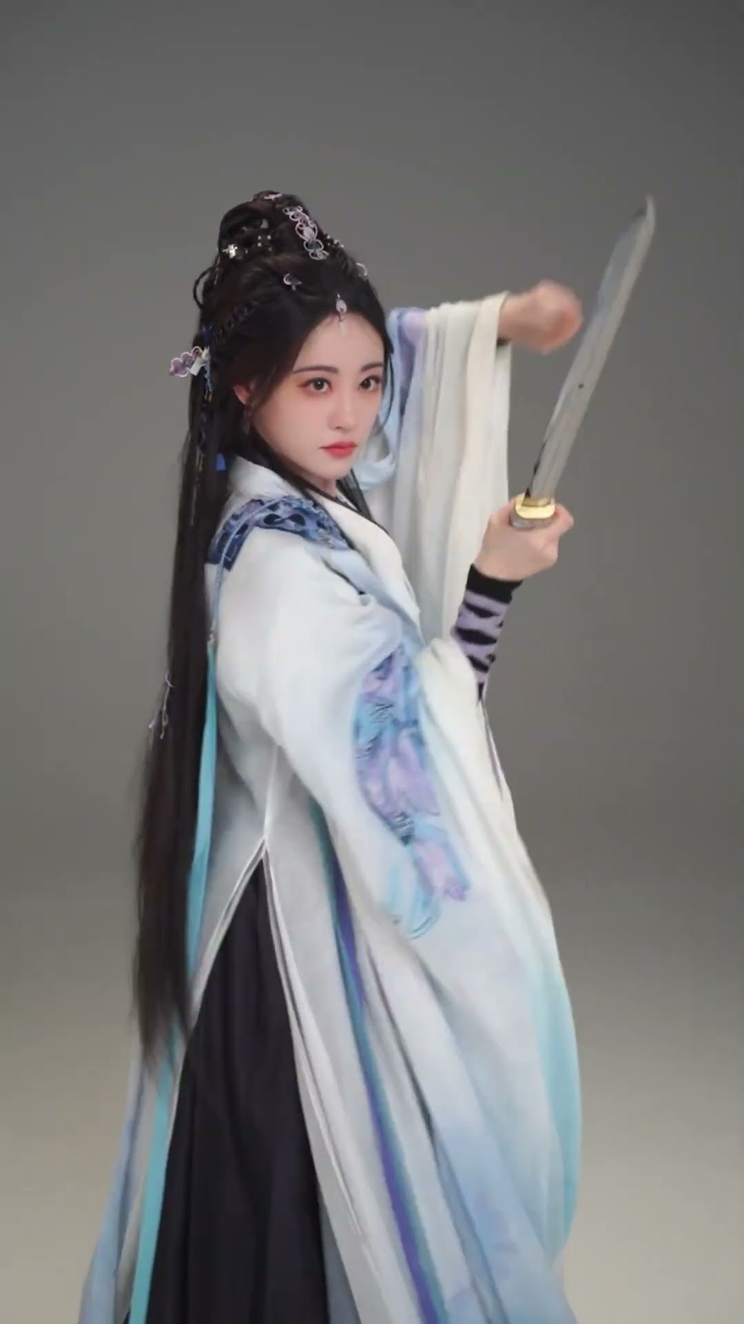 Mu Yao defends all people with a single sword⚔️ #永夜星河 #LoveGameinEasternFantasy #祝绪丹 #ZhuXudan