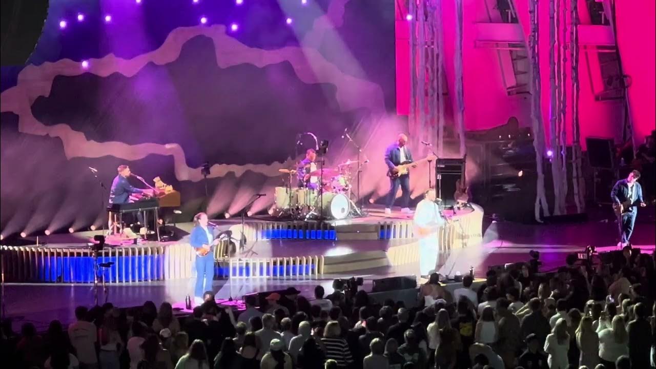 Noah Kahan The Great Divide ( Live Hollywood Bowl L.A. California June 21, 2024) 4K full song