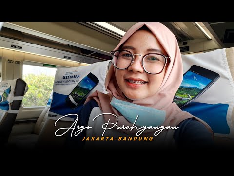 menikmati-ekonomi-premium-argo-parahyangan