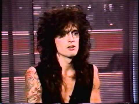 Tommy Lee Interview Live on Much Music 1989 - YouTube