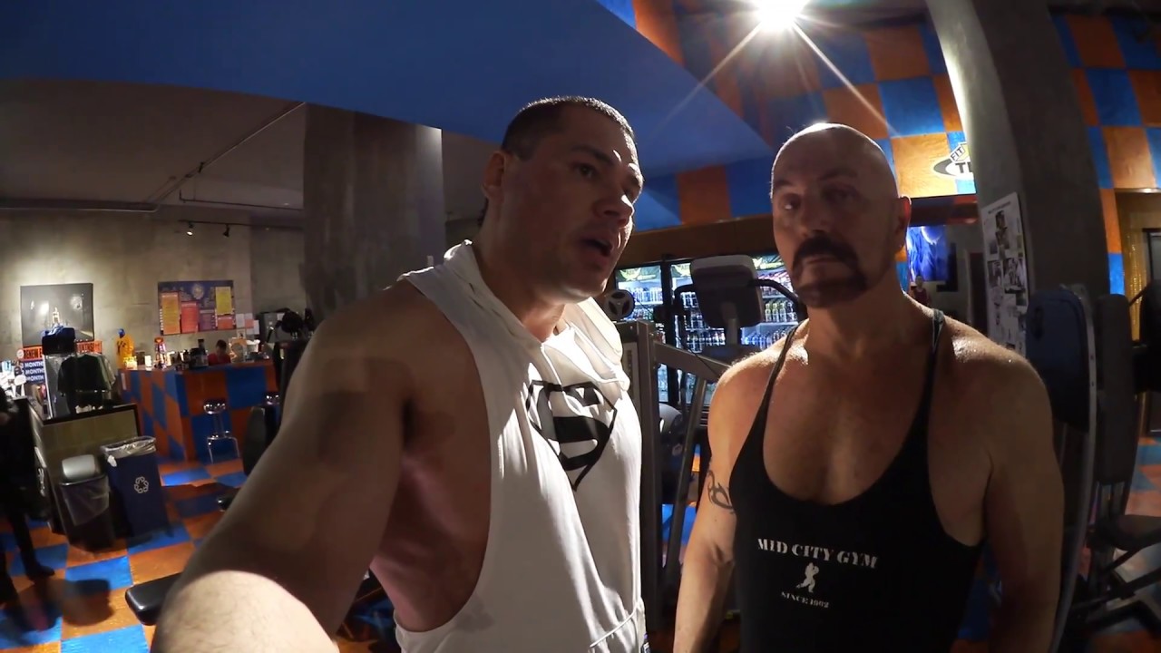 Jason & Savas Chest & Triceps ( altyazi eklenmistir ) vücut geliştirme ve fitness federasyonu