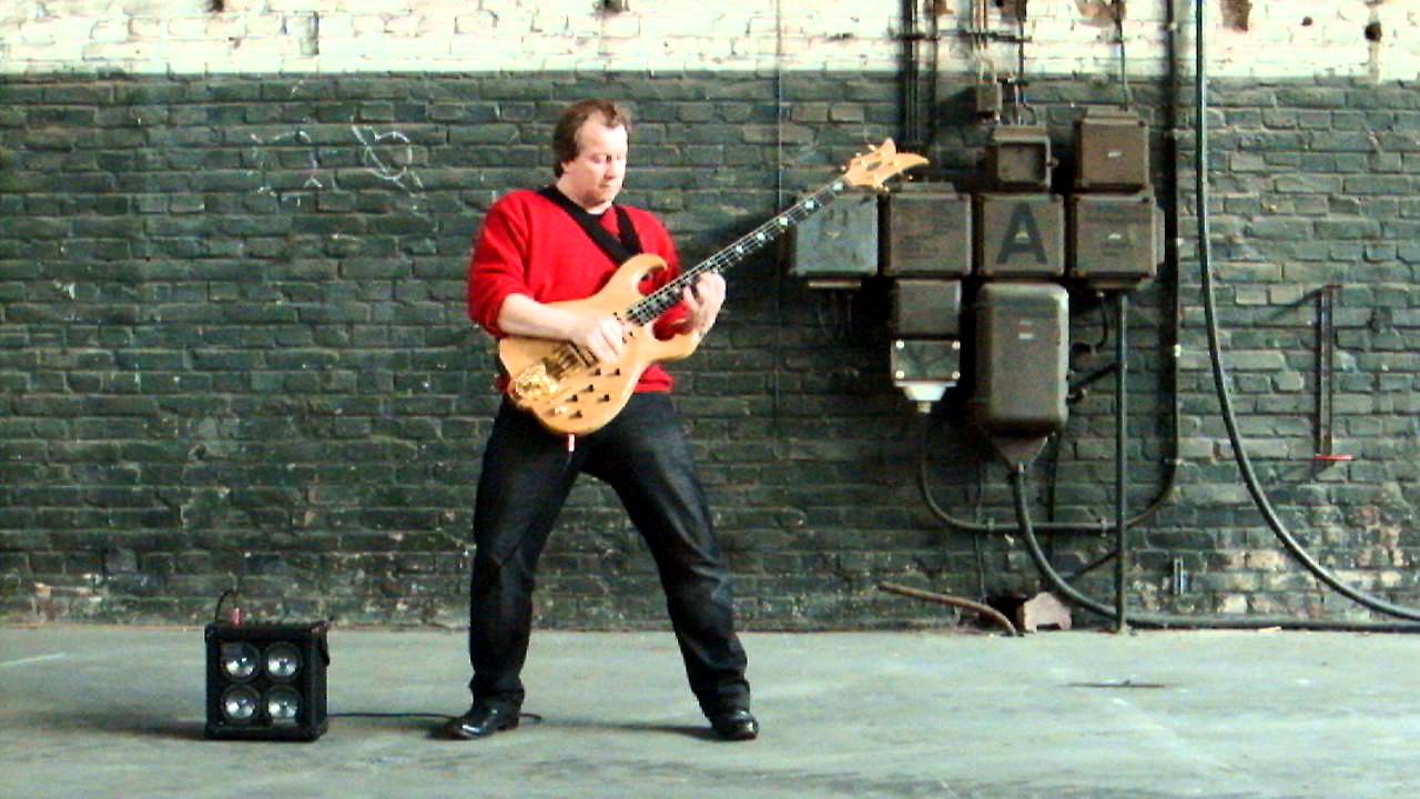 Lowenherz Majesty Clarke Bass HAPPY SLABBING I & II by Mr. Basslust