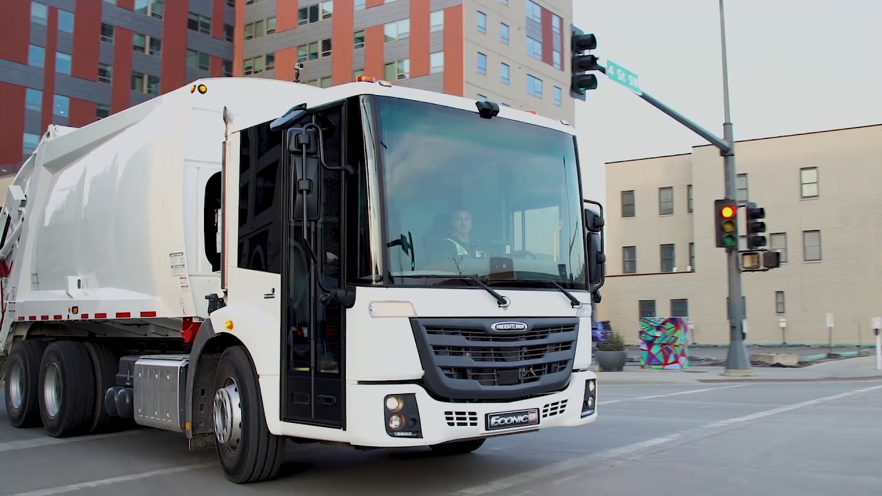 Freightliner EconicSD Walkaround YouTube