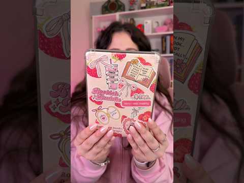 DECORATING MY KINDLE COLORSOFT WITH STICKERS🍓✨ #youtubeshorts #shorts #kindle