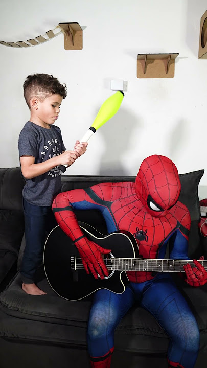 Como não tocar guitarra...