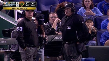 OAK@KC: Out call at first overturned in the 8th