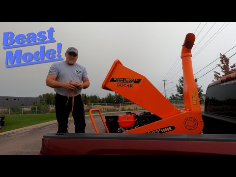 Pro Grade DUCAR Wood Chipper | This Thing Is A Beast!