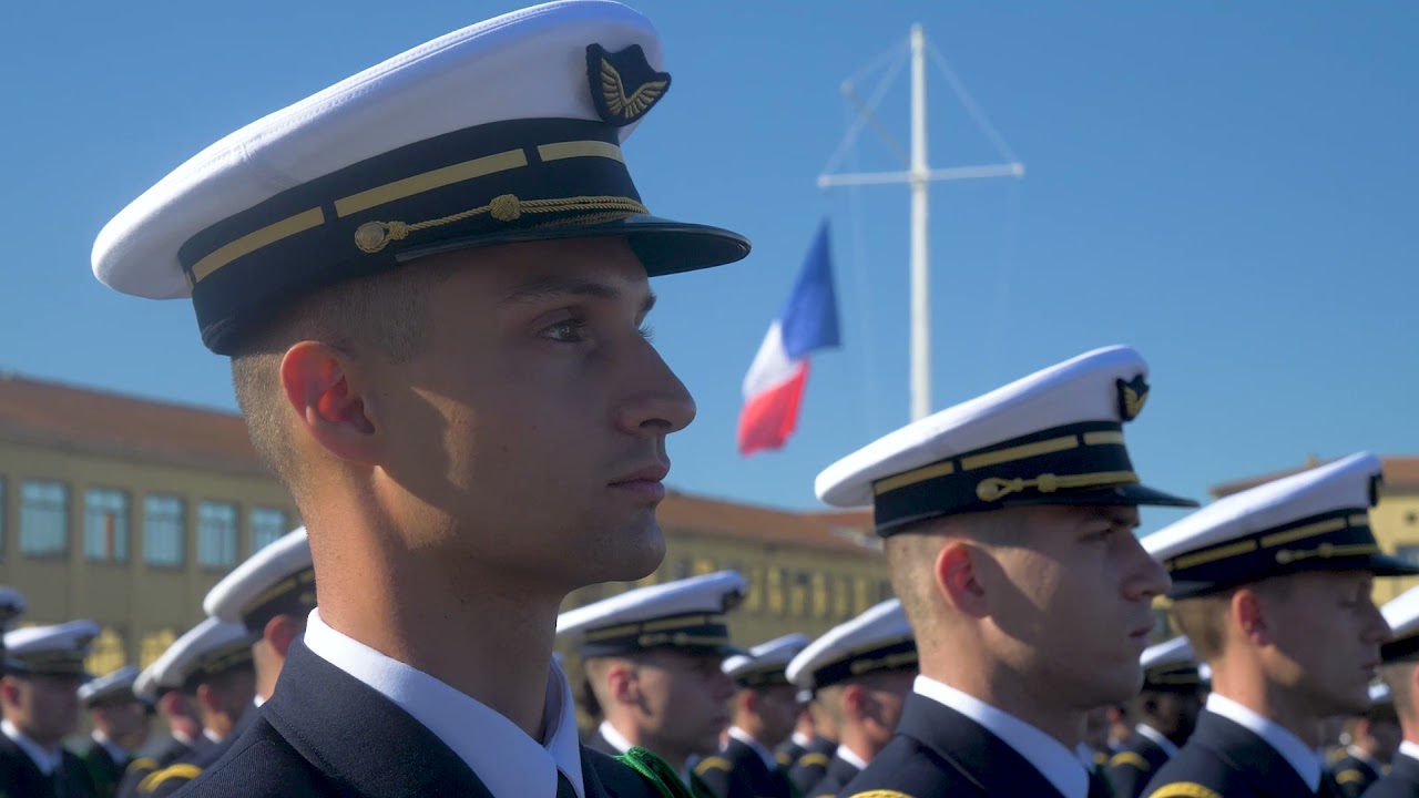 Présentation au Drapeau de la promotion EAE 2021