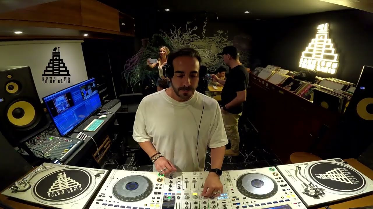 Simone Vitullo @ Downtown Tulum Radio (Syncopate Radio Show)