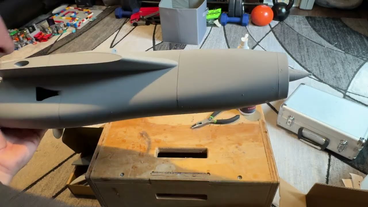 Английская электрическая молния. Построить вдоль