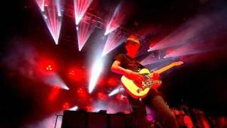 Bloc Party - One More Chance LIVE @ Glastonbury 2009 [HQ]