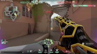 val clips