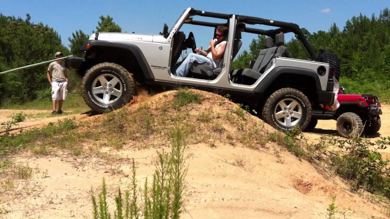 Darrick Hesson HighCentered on a Hill, leads to his 1st Jeep Recovery