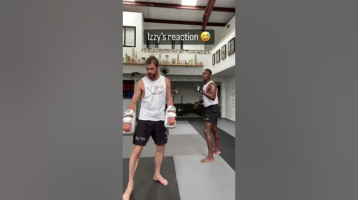 Israel Adesanya almost knocked him out  😳