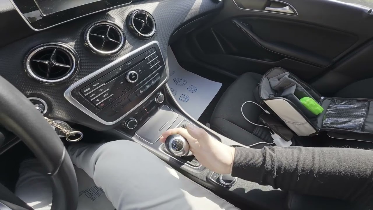MERCEDES-BENZ A-класса W176 (2012-2017) – Как включить заднюю передачу
